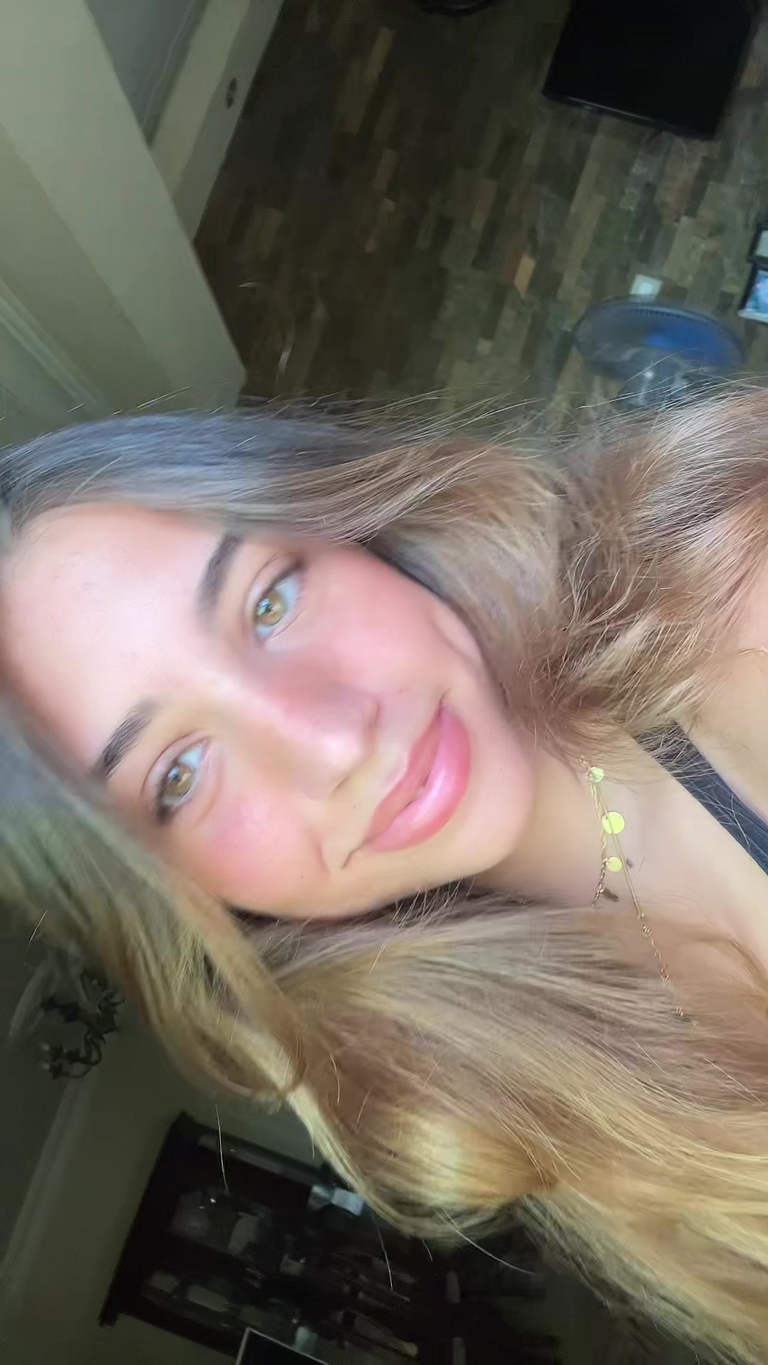 @laylaathabettt