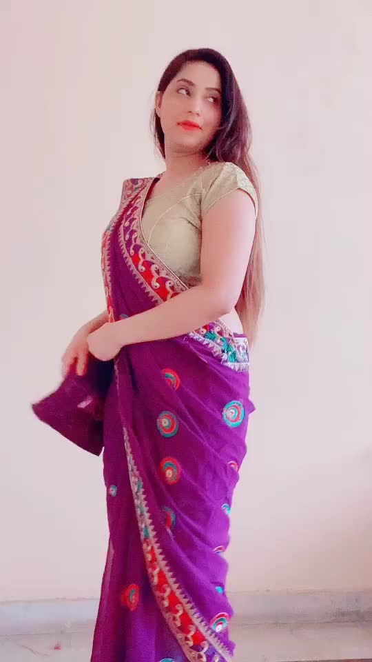 @HoneyKaur