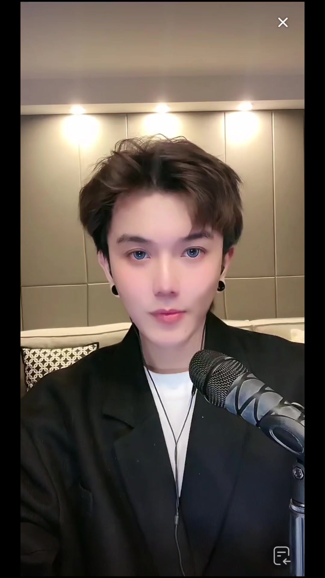 @英俊的中国男人