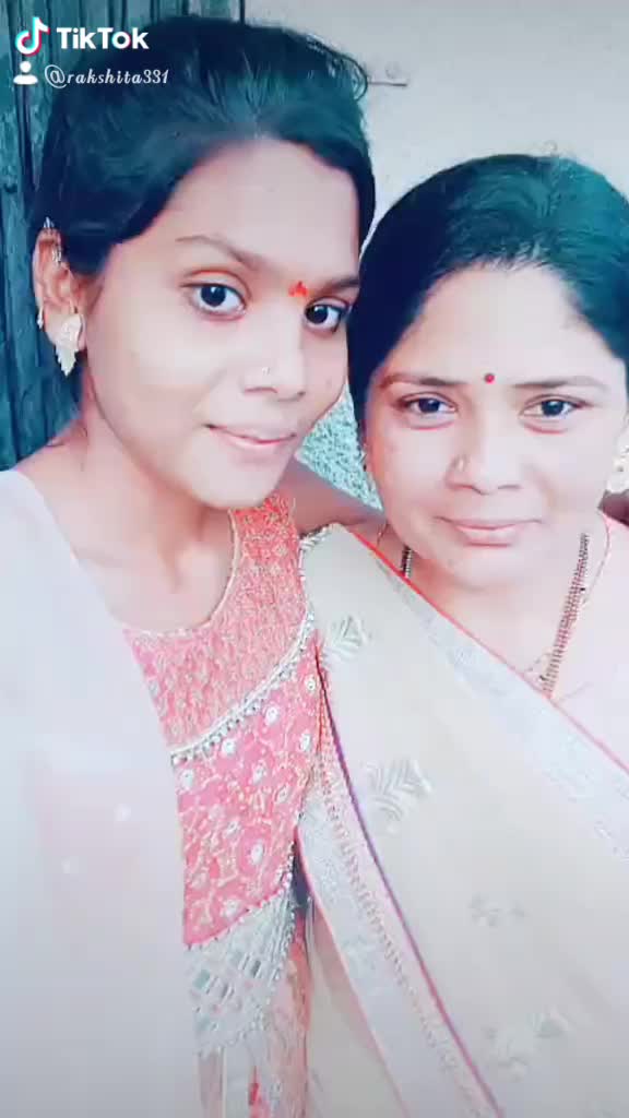 @Rocking Rakshu ✌
