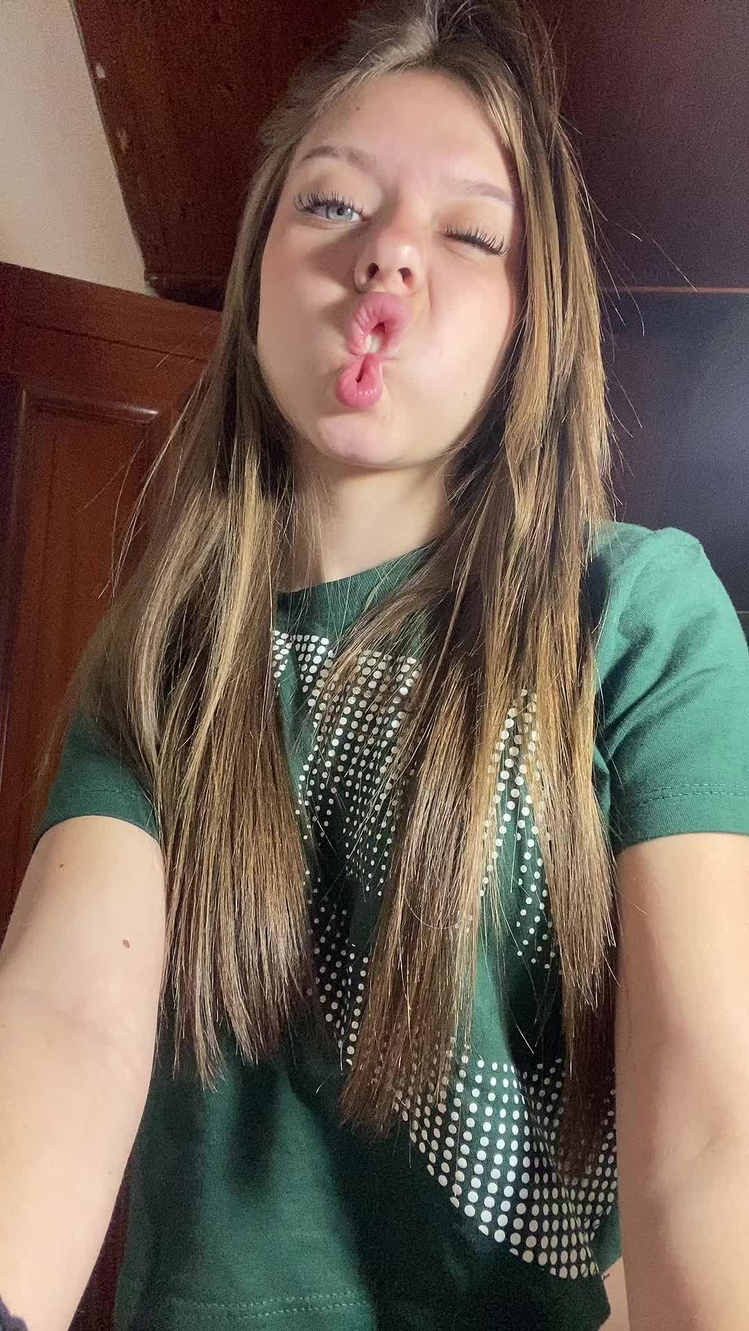 @Cami Brito