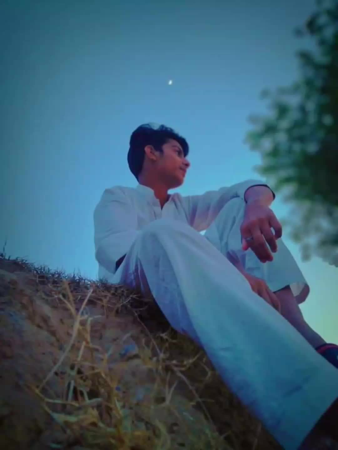 @Maلik Huzaifa🖤