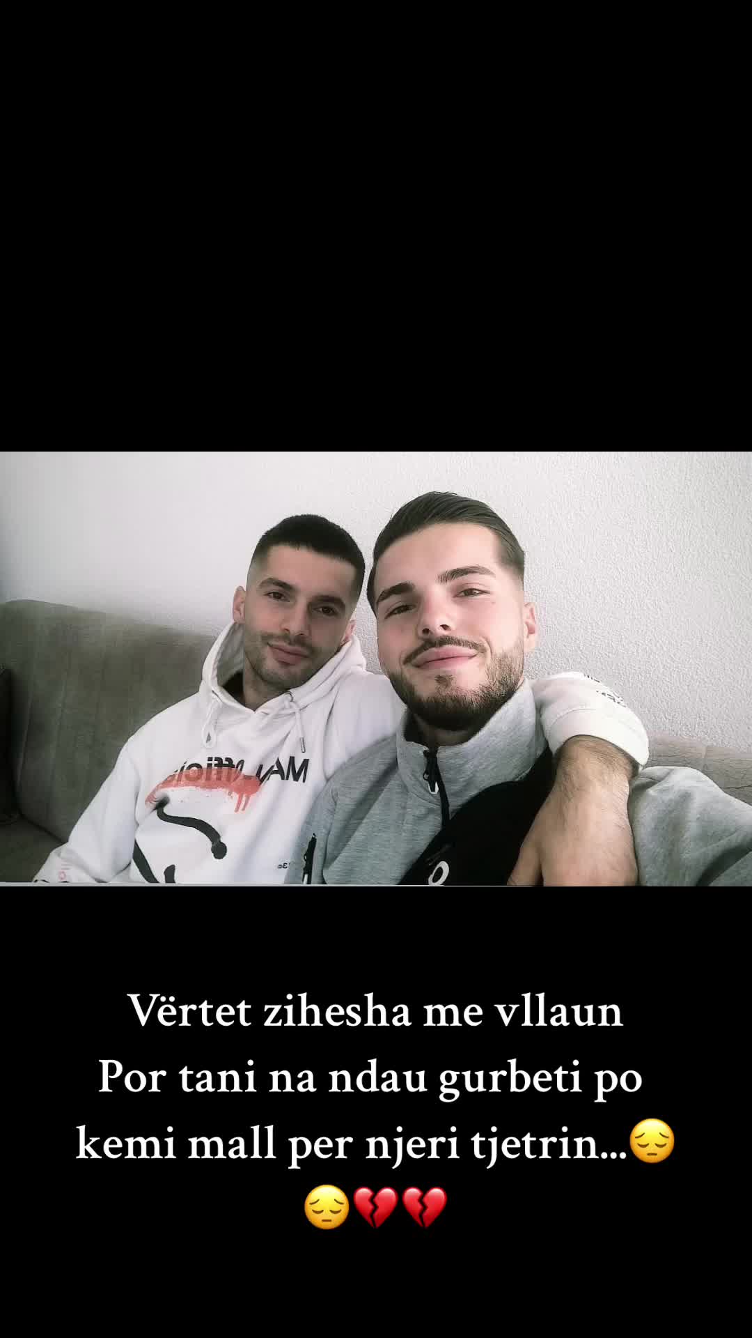 @A♾MCouplee🇨🇦🇽🇰🇦🇱