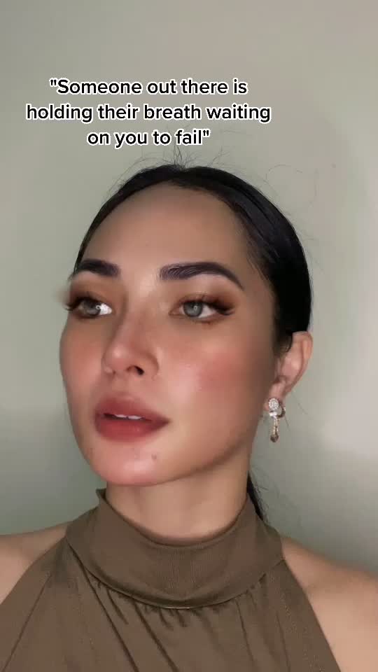 @Lalah Luna