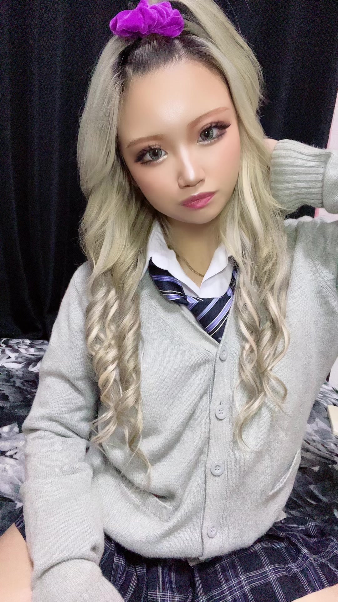 @Hii