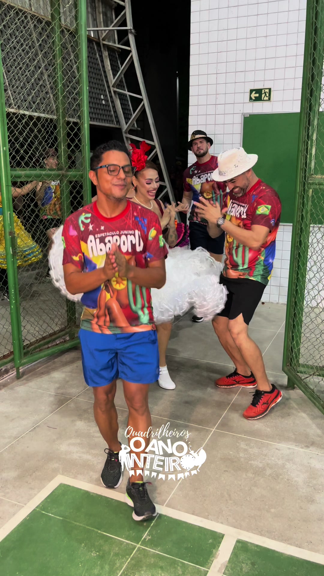@Quadrilheiros&ensp;o&ensp;Ano&ensp;Inteiro