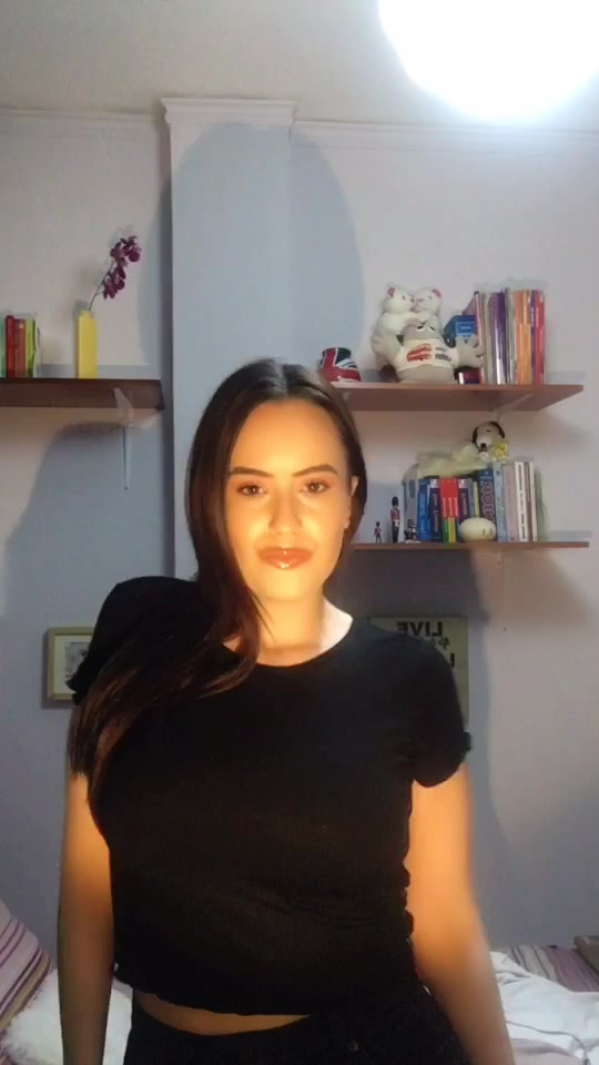 @Κλειω Καμπολη