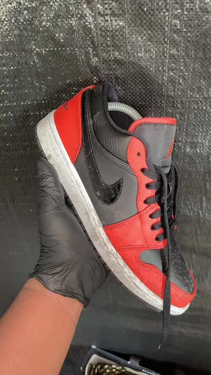 @Step Clean👟🧽