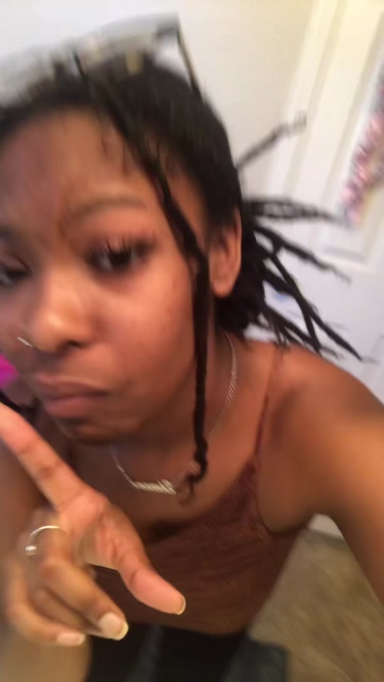 @simicharlise