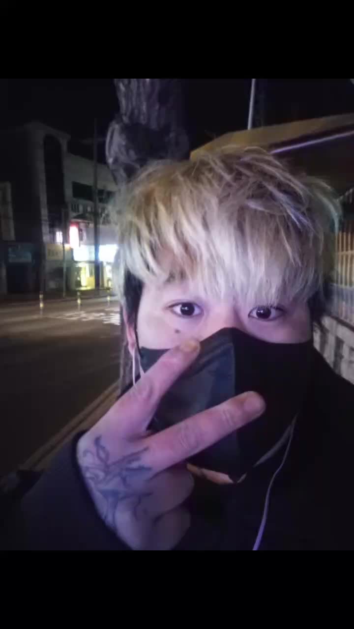 @🤘 레츠기릿🤙