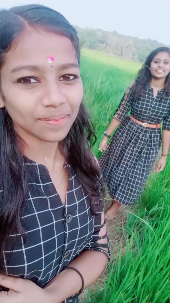 @Nandhuzz💜