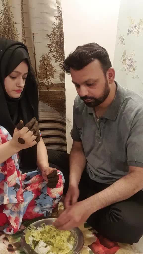 @Meenaz💎