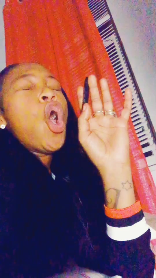 @Thaa Female'Tjeezy