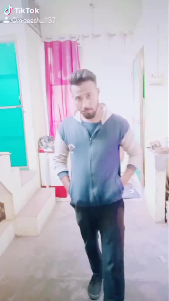 @MrZeeshu