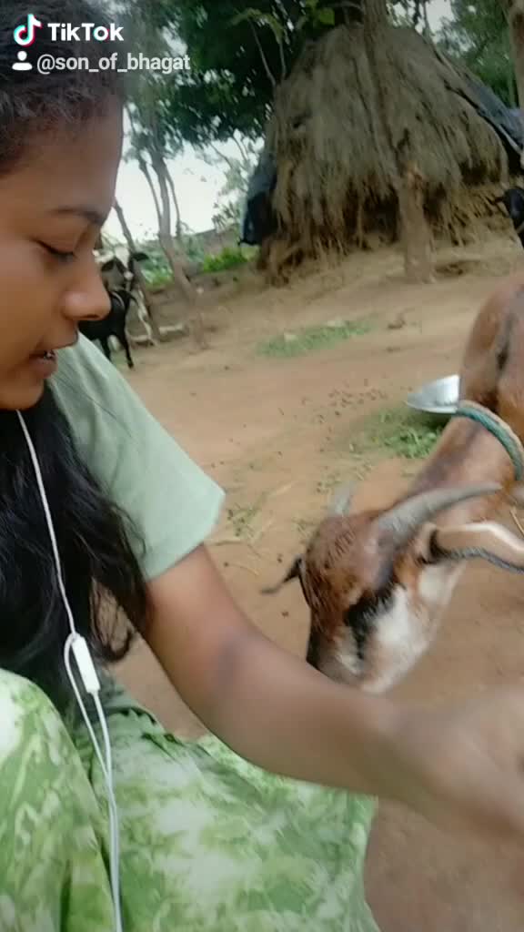 @Deepika (gudiya)😀