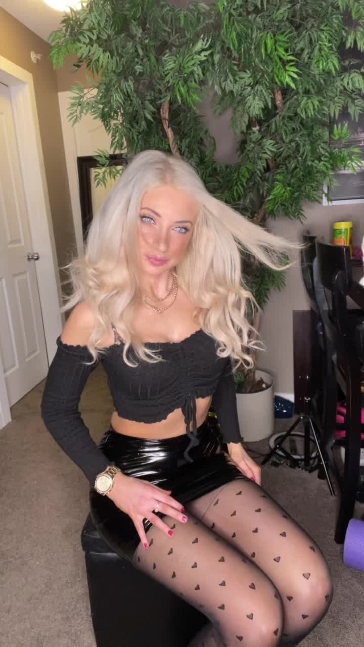 @Blondiexx