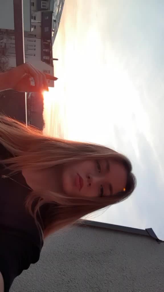 @LARA💋