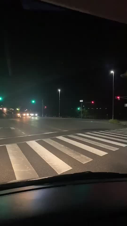 @๐ฉ