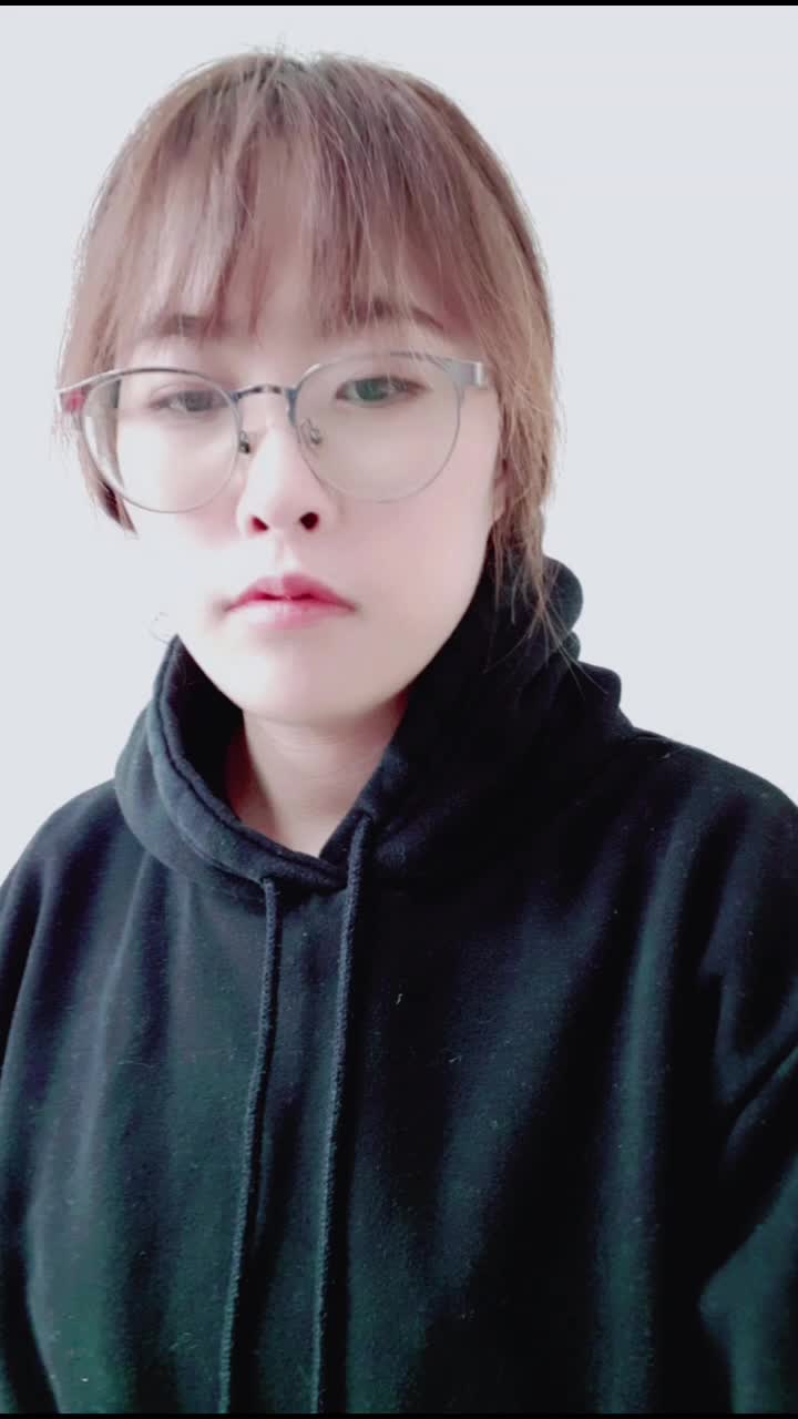 @Hellen현아❤