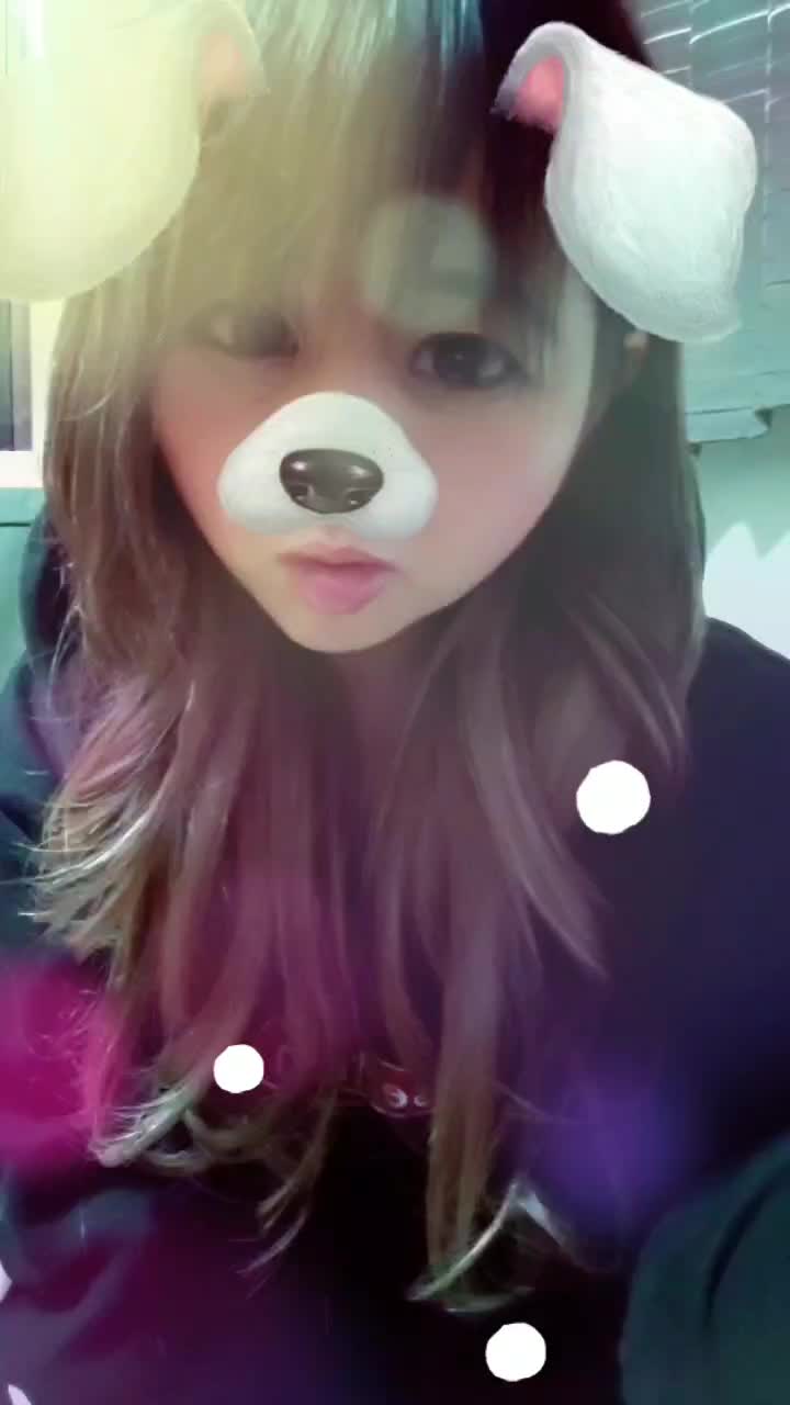 @momoiro