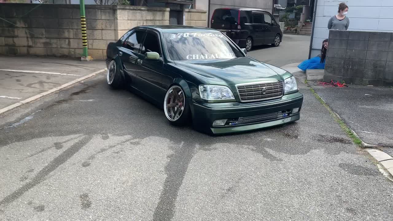 @๐ฉ