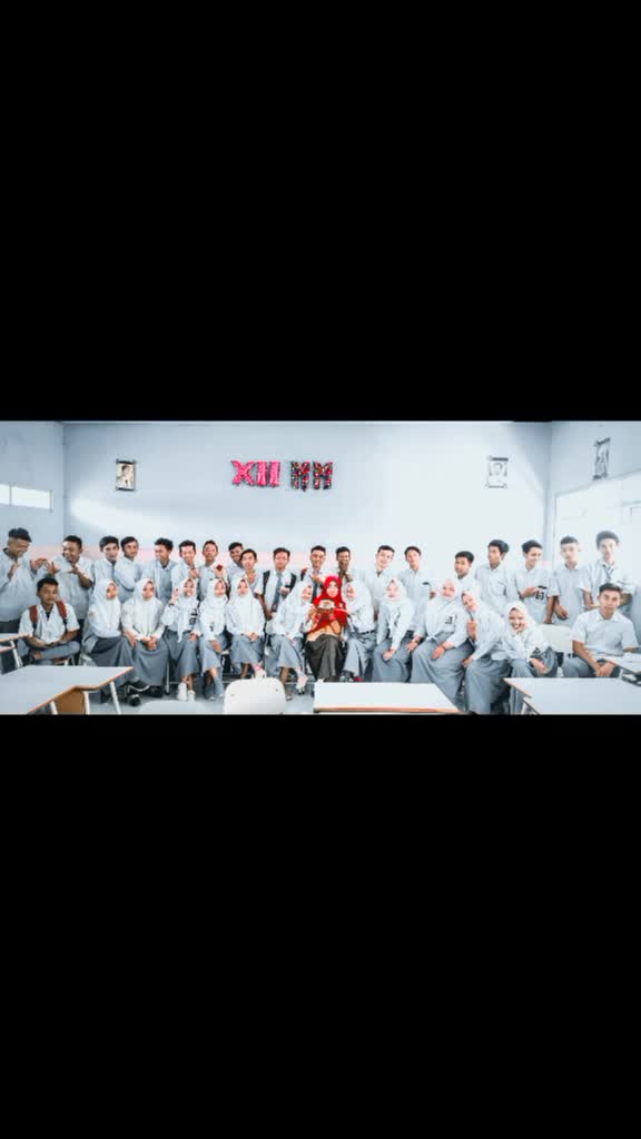 @Annisa021