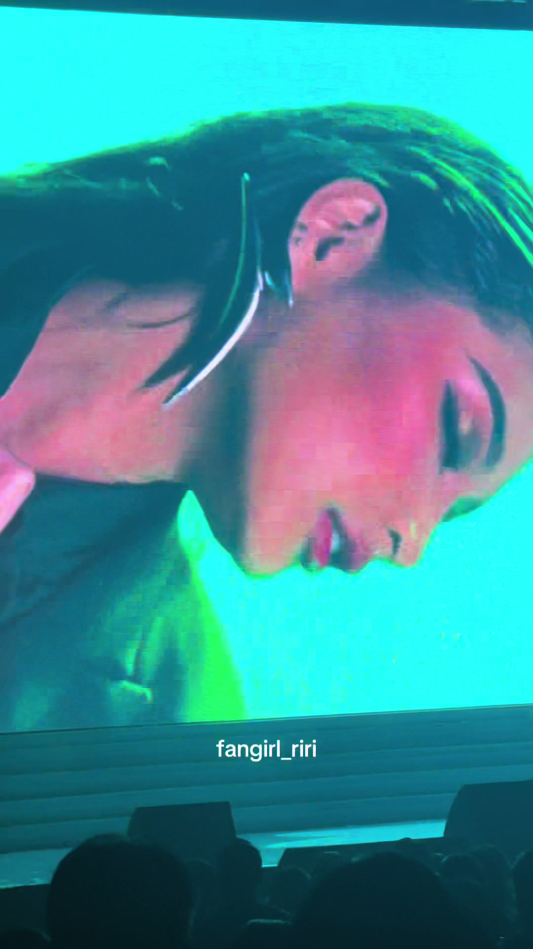 @Fangirl Riri