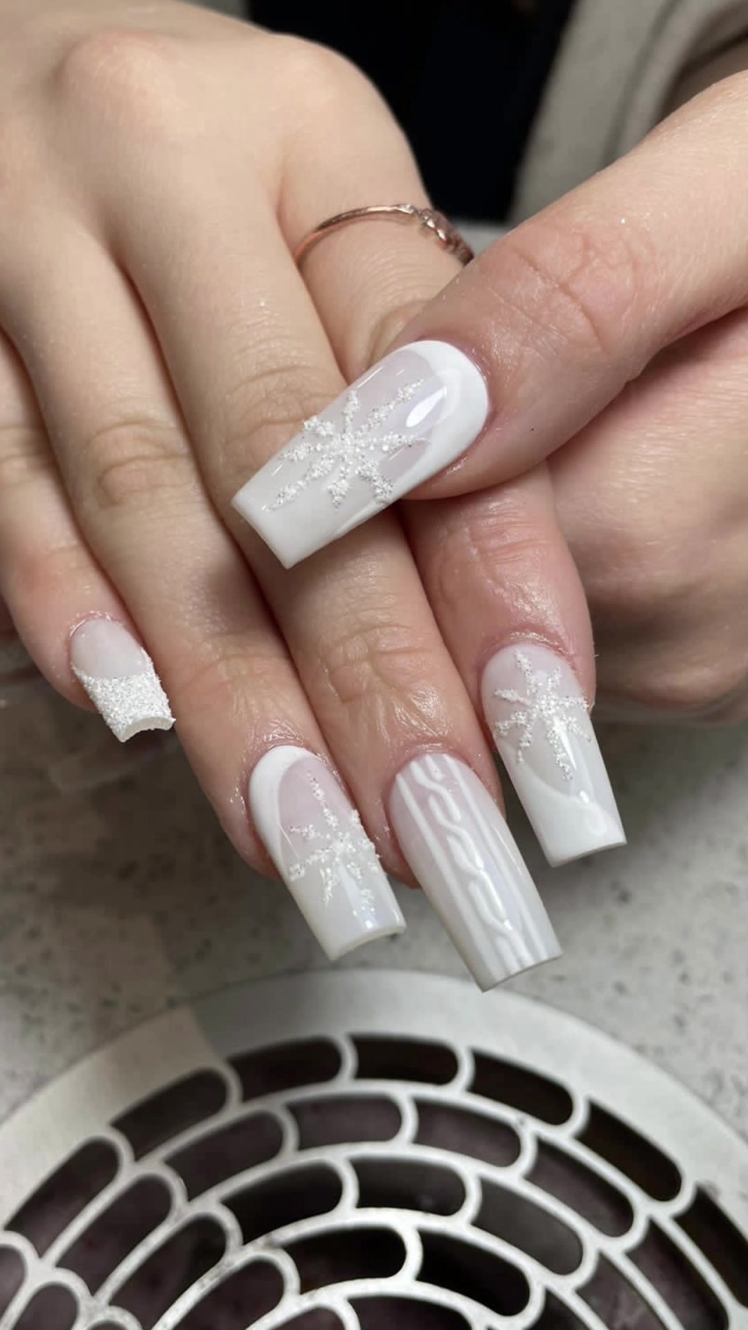 @BOREHAMWOOD&ensp;NAILS