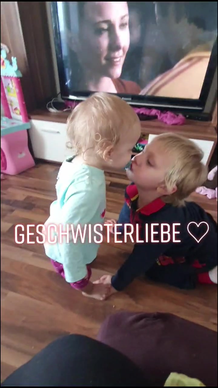 @EinhornMummy ♡