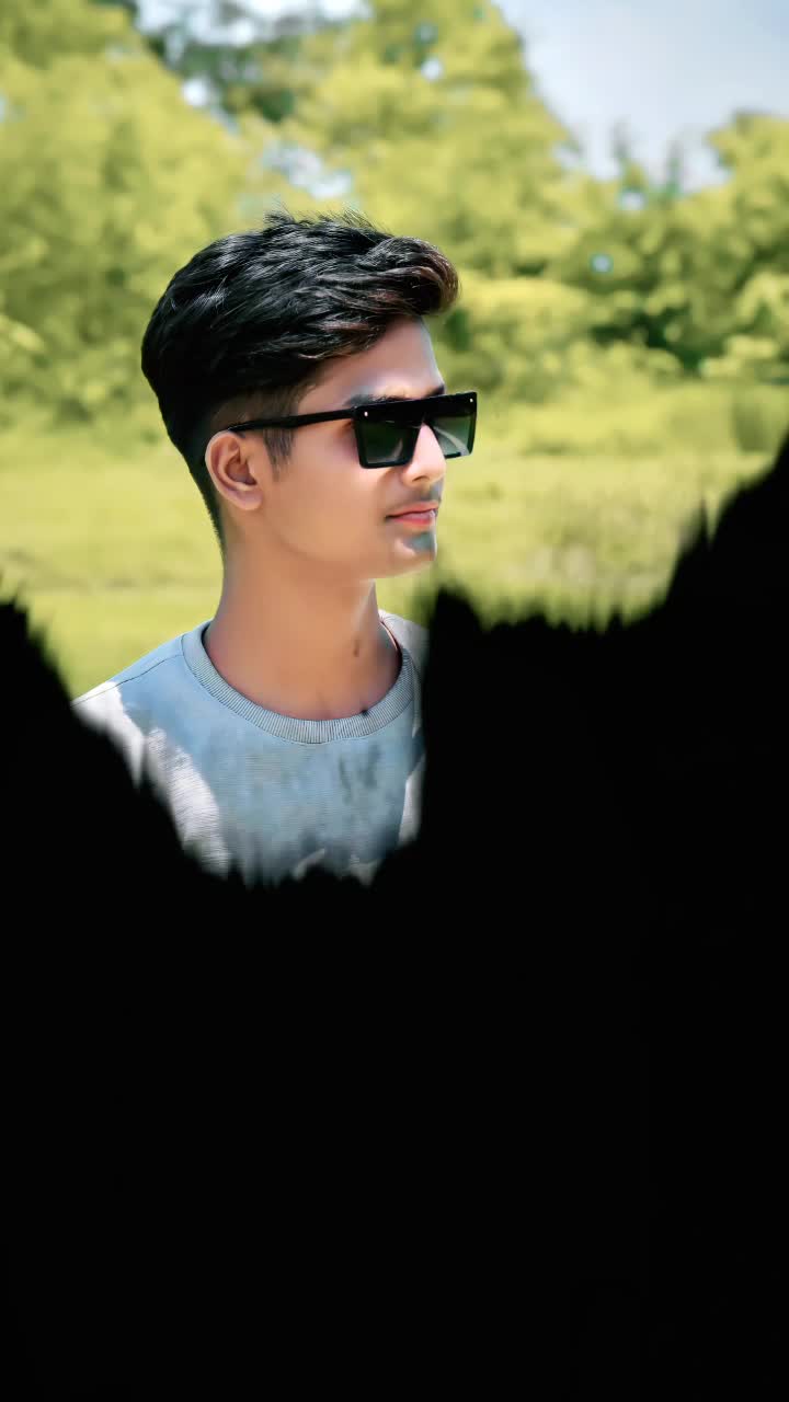 @TheReal[Rahul]✨🌚