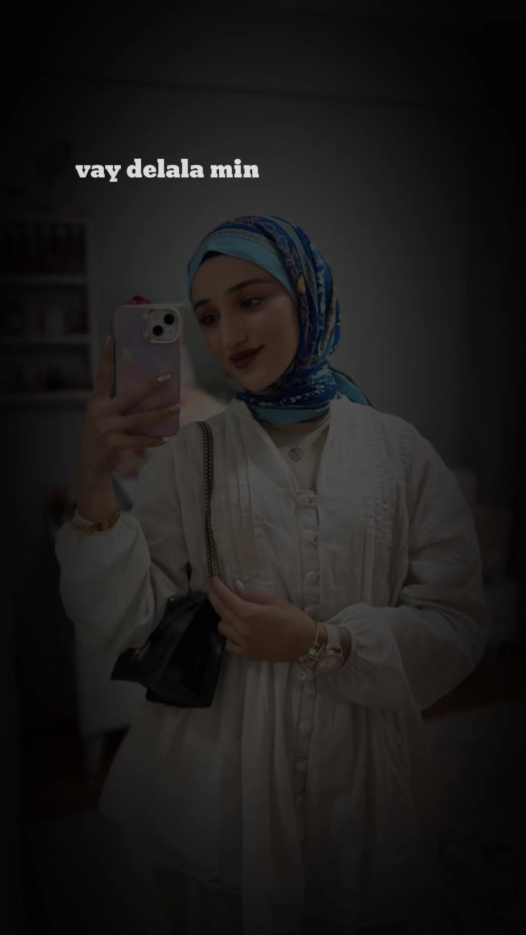 @𝓗𝓮𝓵𝓲𝓷𝓷