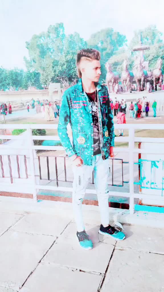 @Aman Kumar Dhania👑