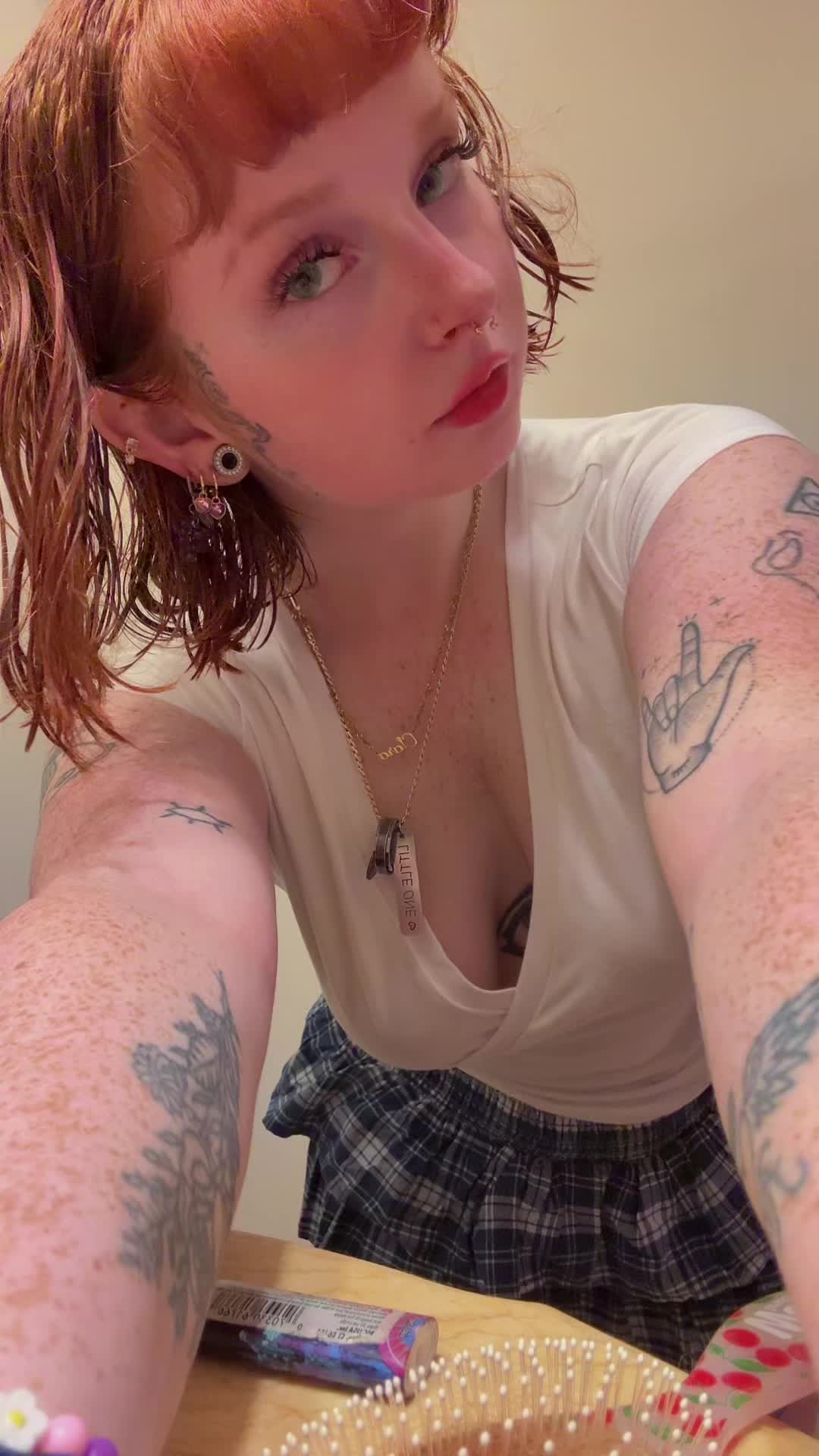 @redheadfoxgirl666