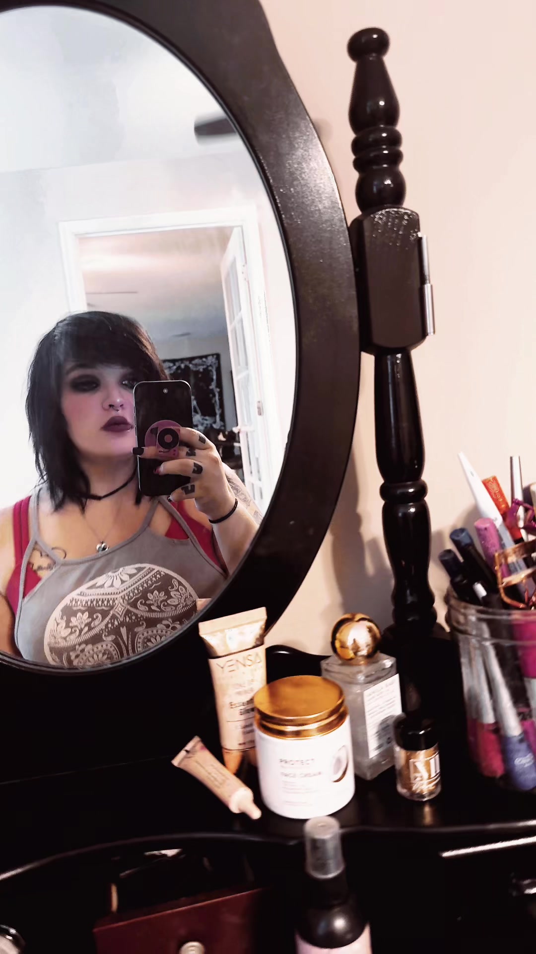 @Goth_mommy420