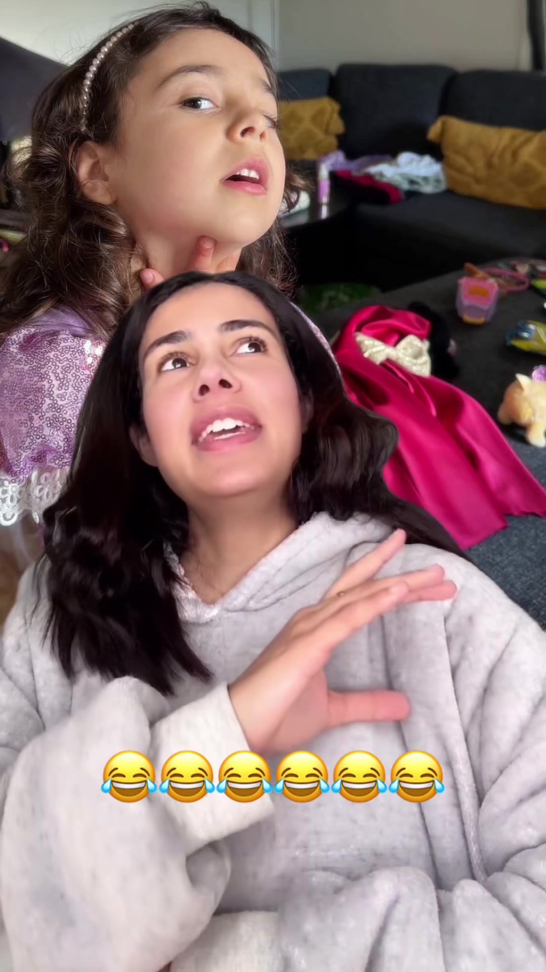 @carolinechahinezz