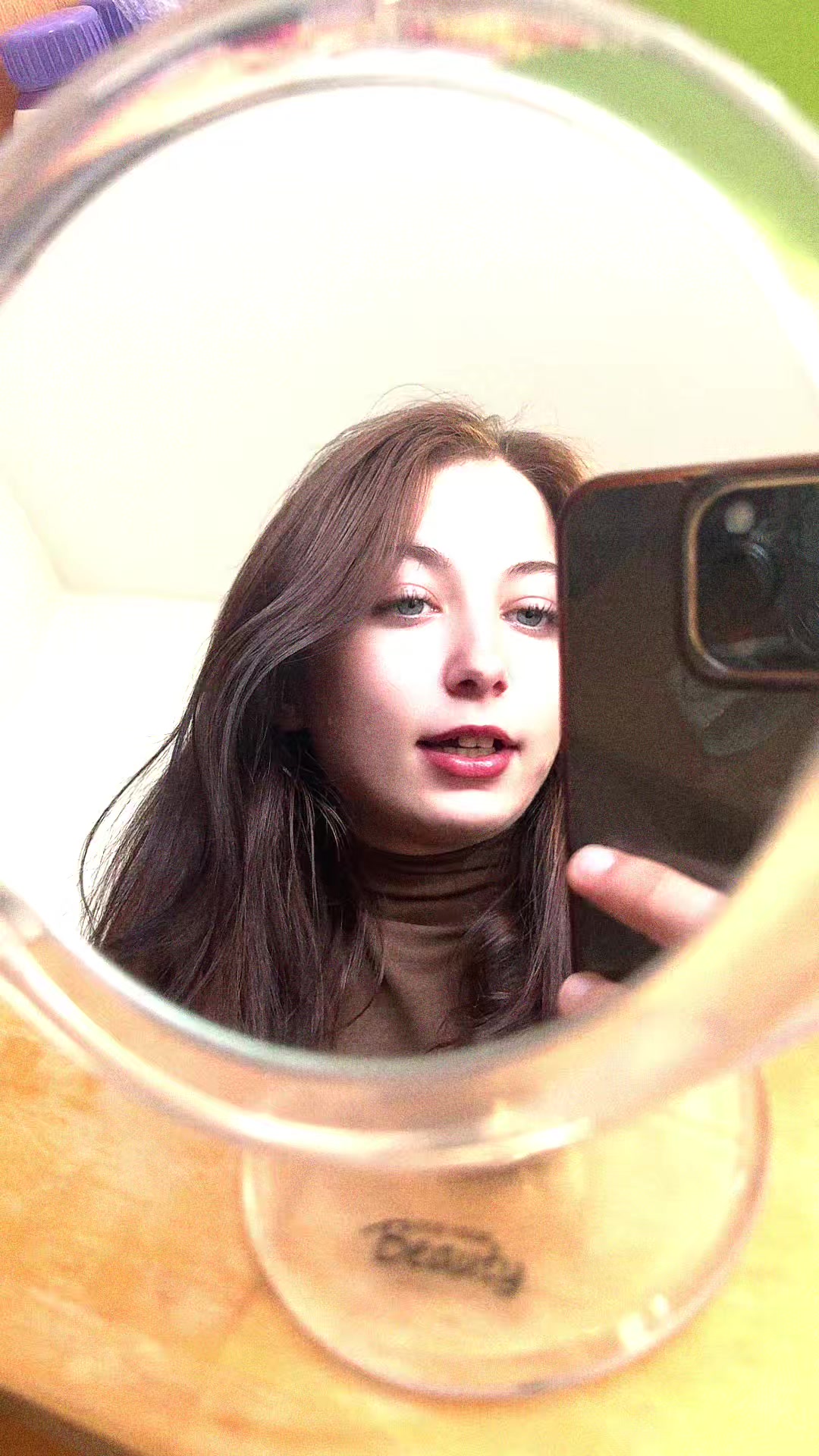 @Chantii:)