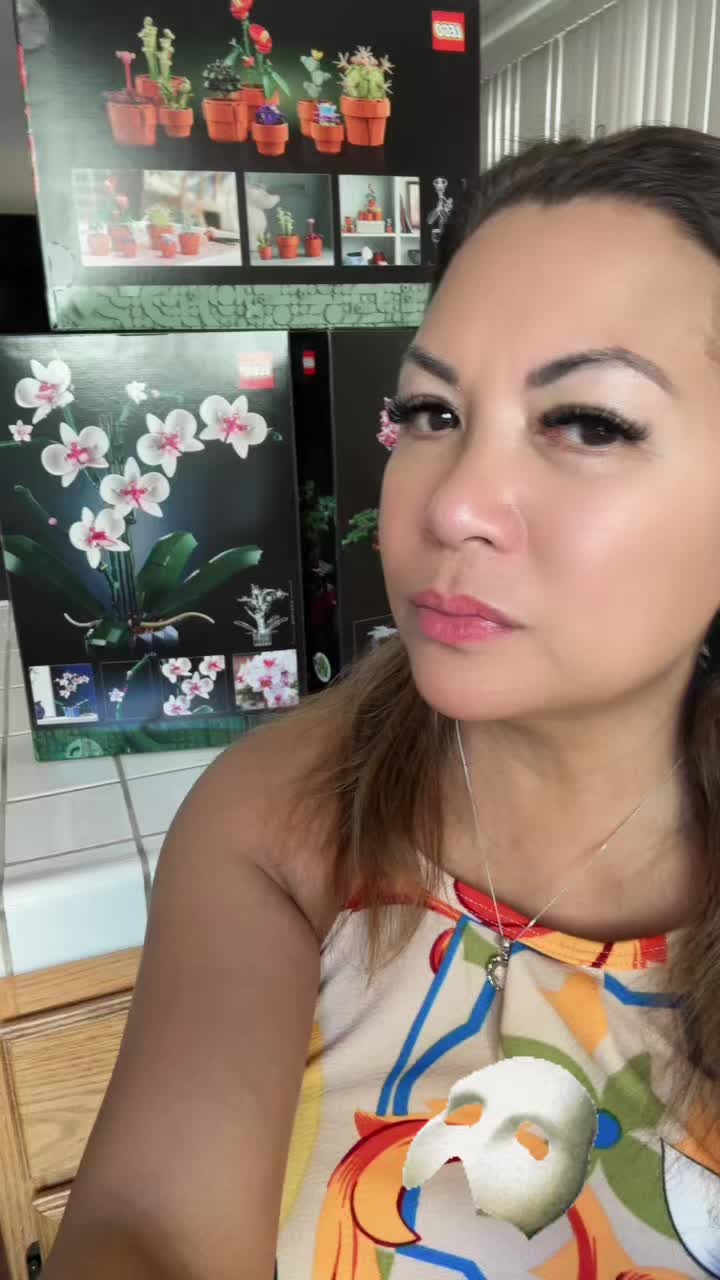 @Bella