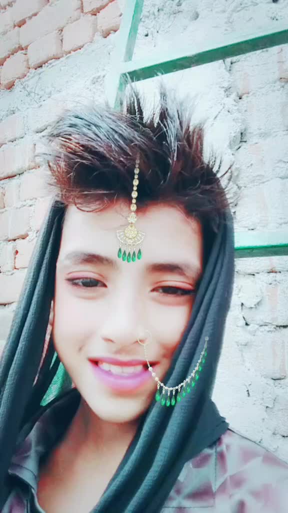 @dhannn