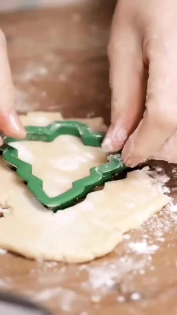 @CandiWerx