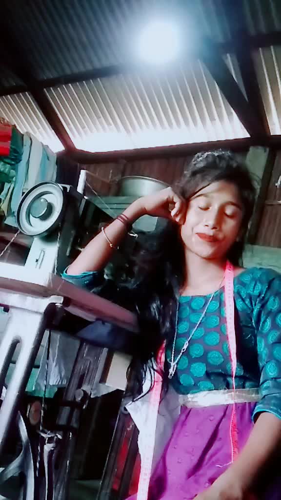 @moni11111