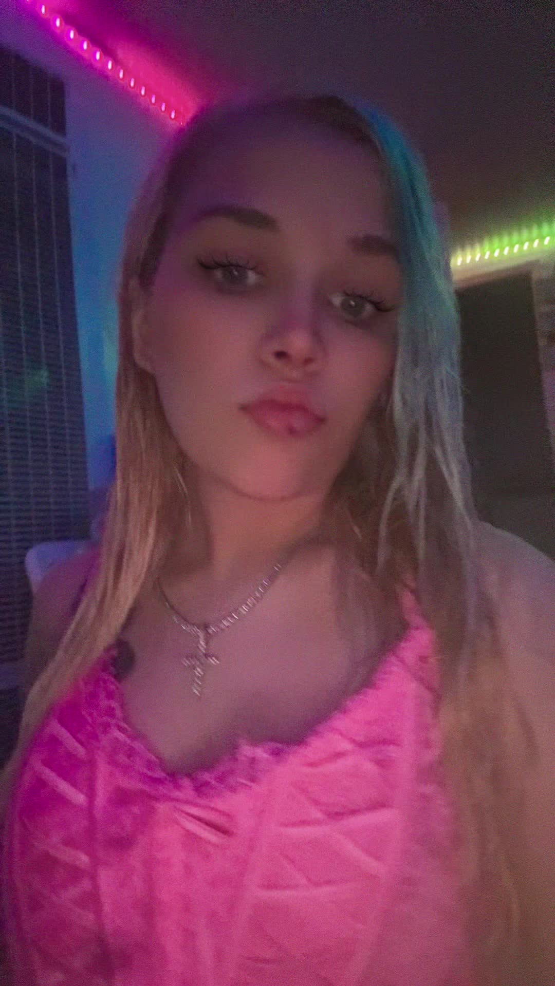 @victoriahyde_23