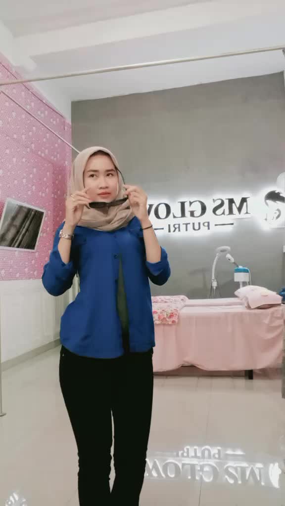 @Veraangelasiregar