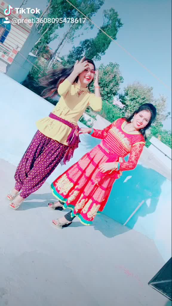 @JaanviMaheshwari