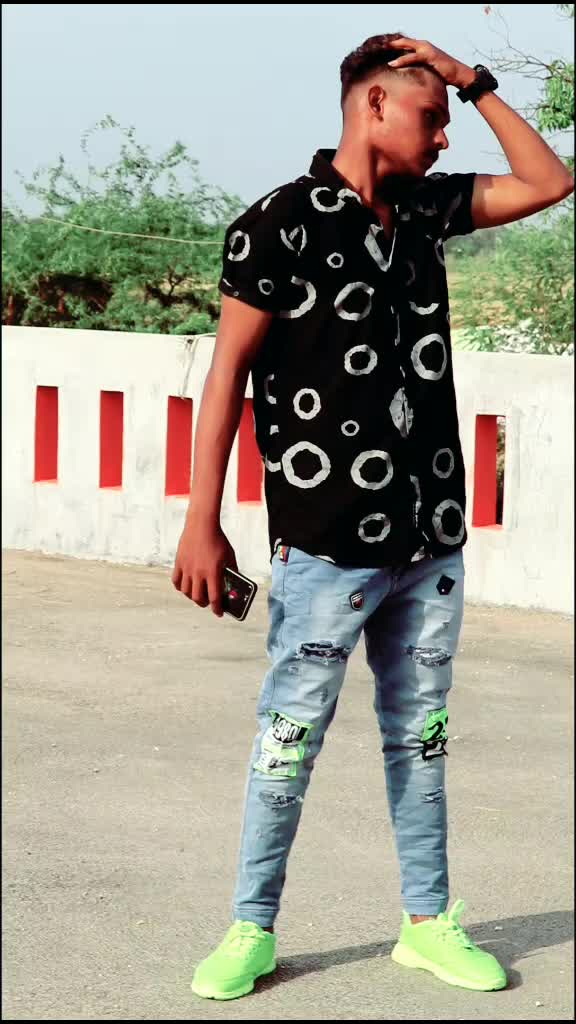 @dhamu😍