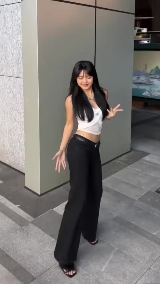 @FERNWANG💖
