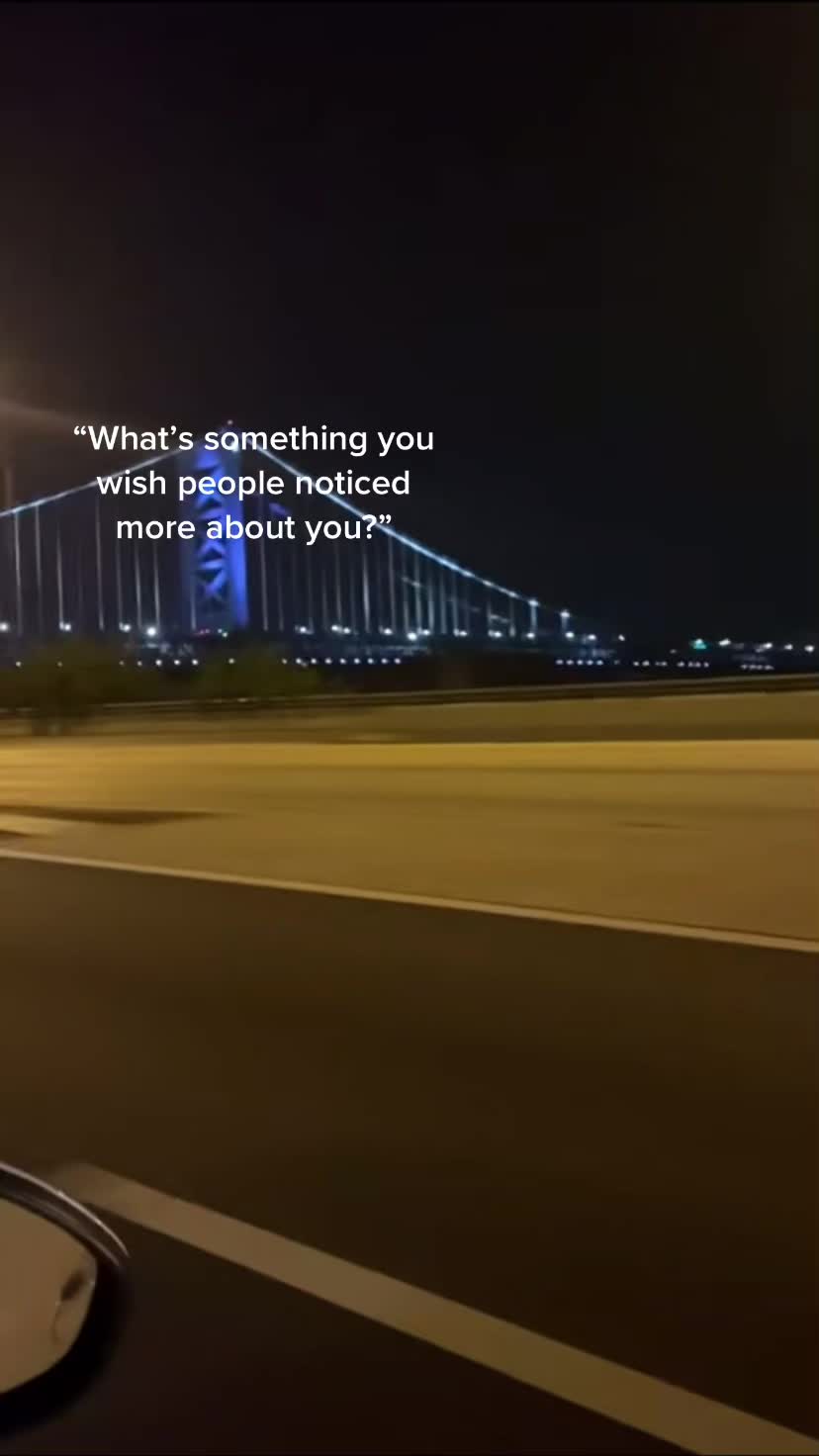 @🦋;