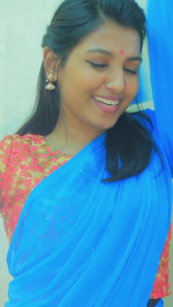 @poojameaw