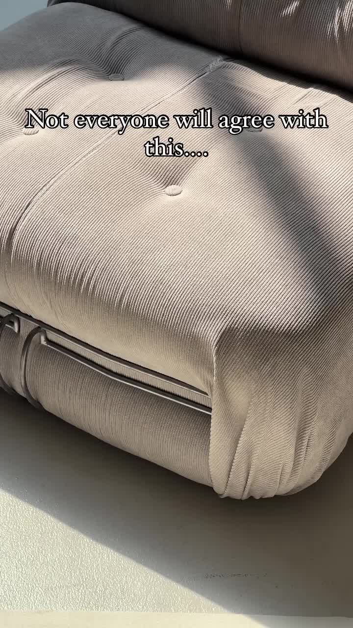 @theworldstayshere