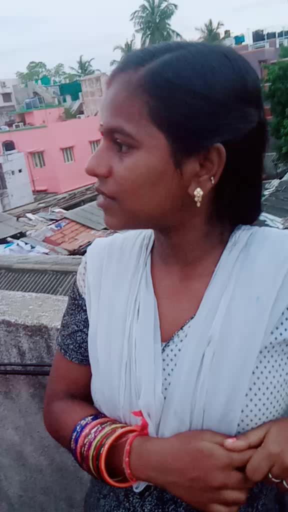 @pavi kutty