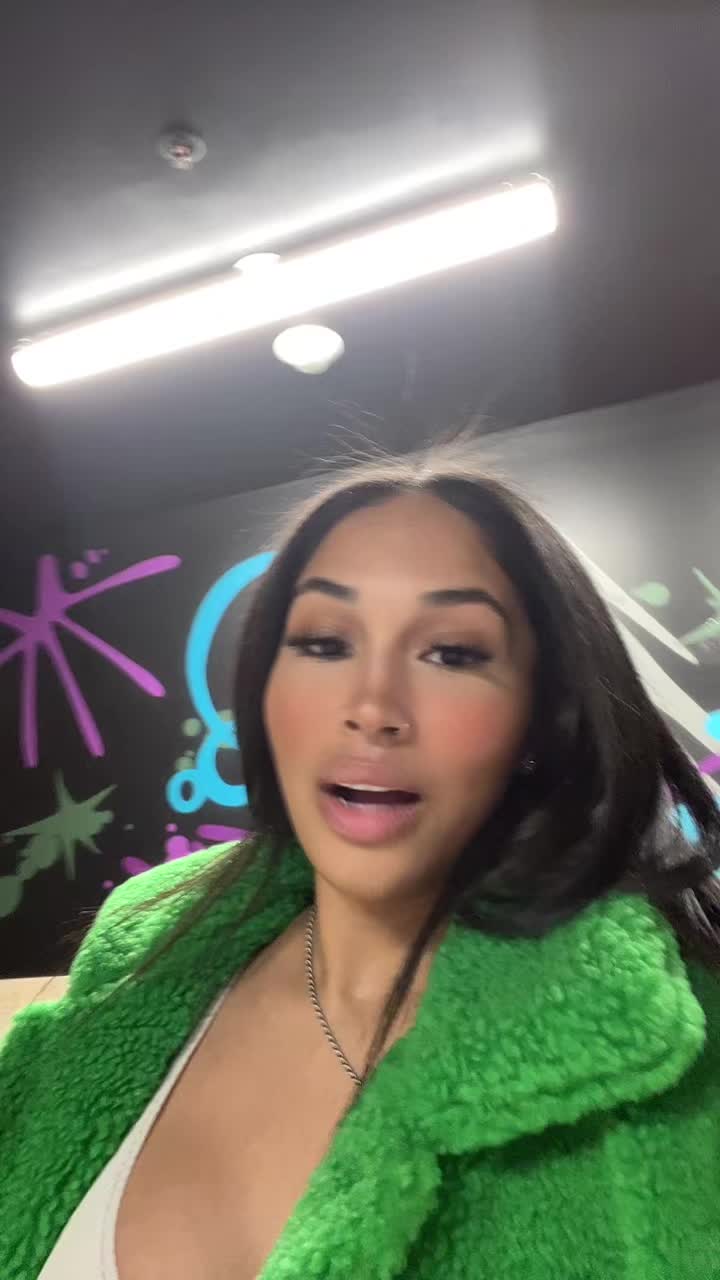 @Kaycurlzzz